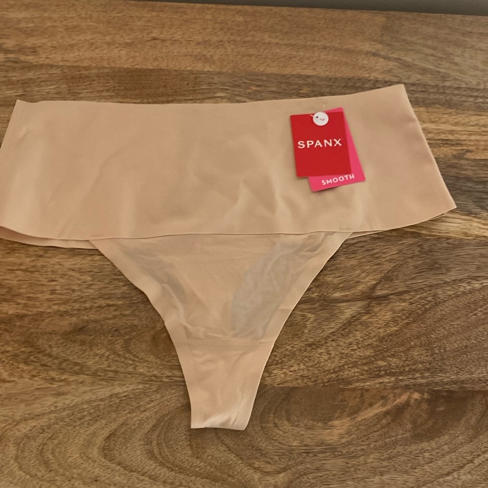 NEVER WORN Spanx Thong